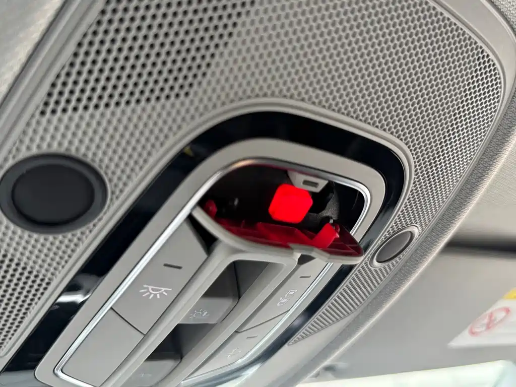 Audi A4L 2020 — фото 40