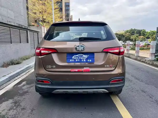 FAW Senya R7 2017