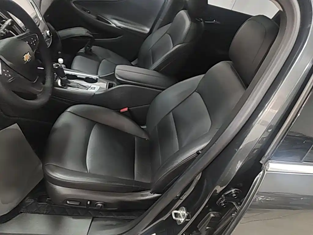 Chevrolet Malibu XL 2018 — фото 15