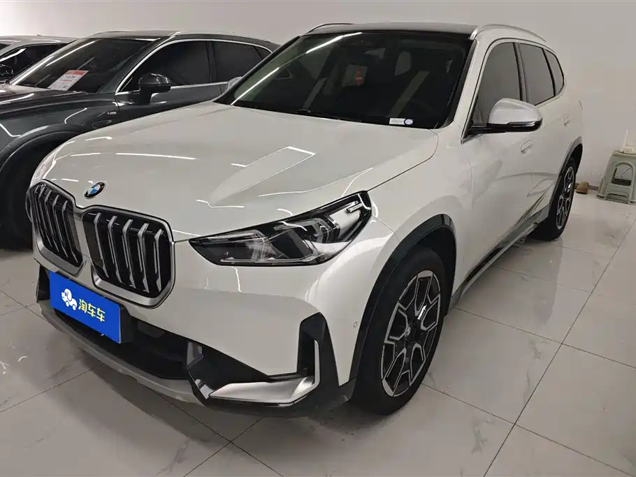 BMW X1 2023 — фото 1