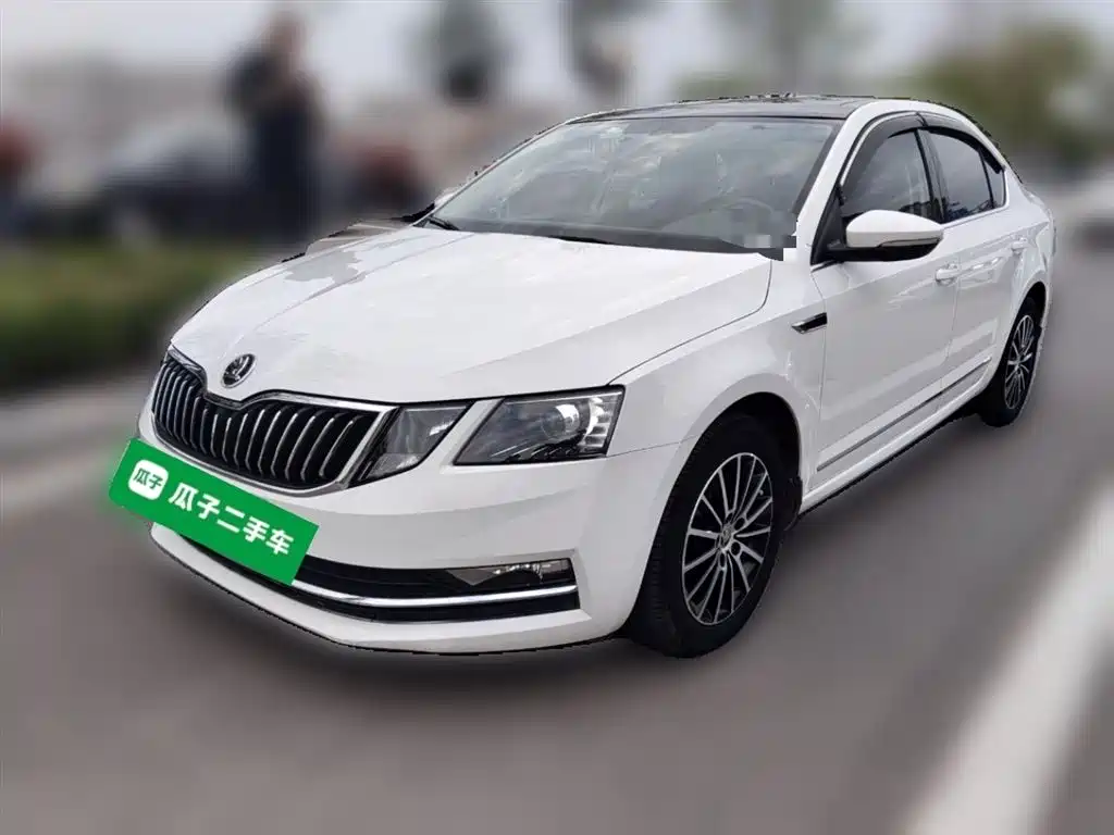 Skoda Octavia 2018 — фото 2