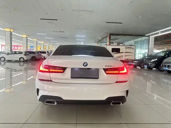 BMW 3 Series 2021