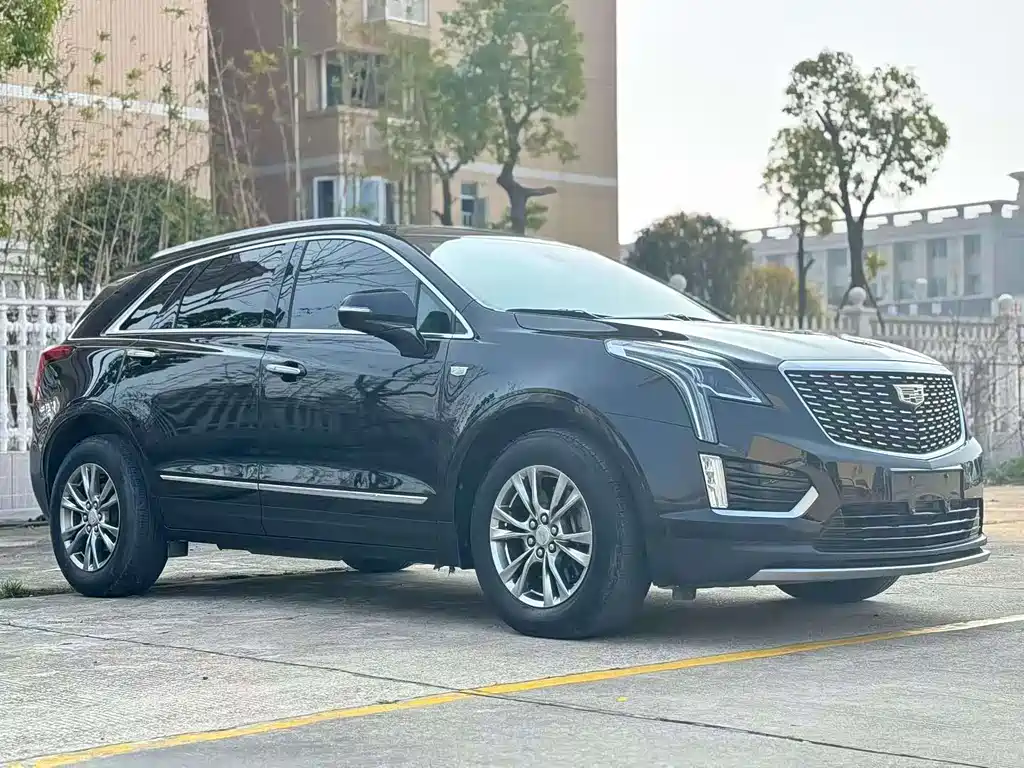 Cadillac XT5 2021 — фото 3