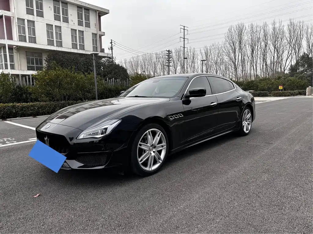 Maserati Quattroporte 2015