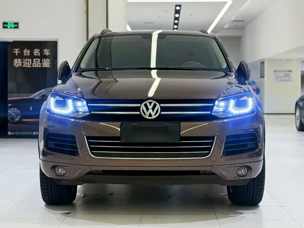 Volkswagen Touareg 2014 — фото 3