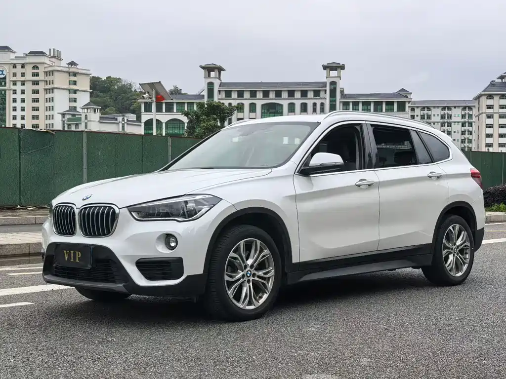 BMW X1 2018 — фото 3