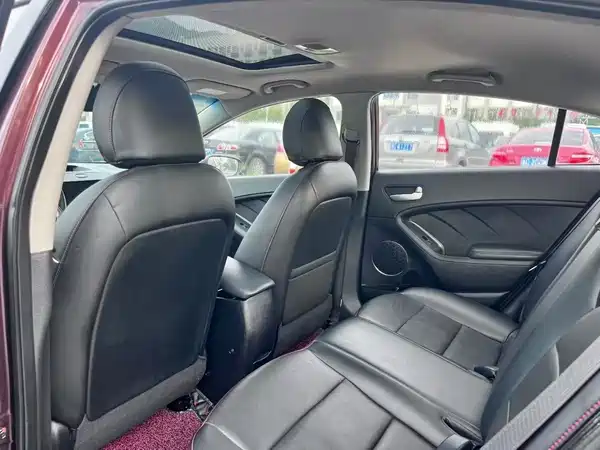 Kia K3 2015