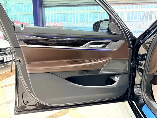 BMW 7 Series 2019