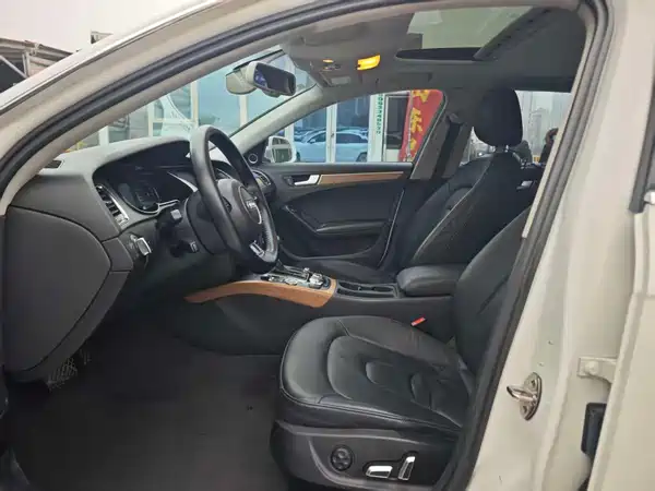 Audi A4L 2016