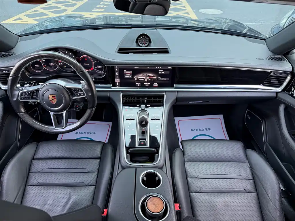 Porsche Panamera 2018 — фото 10