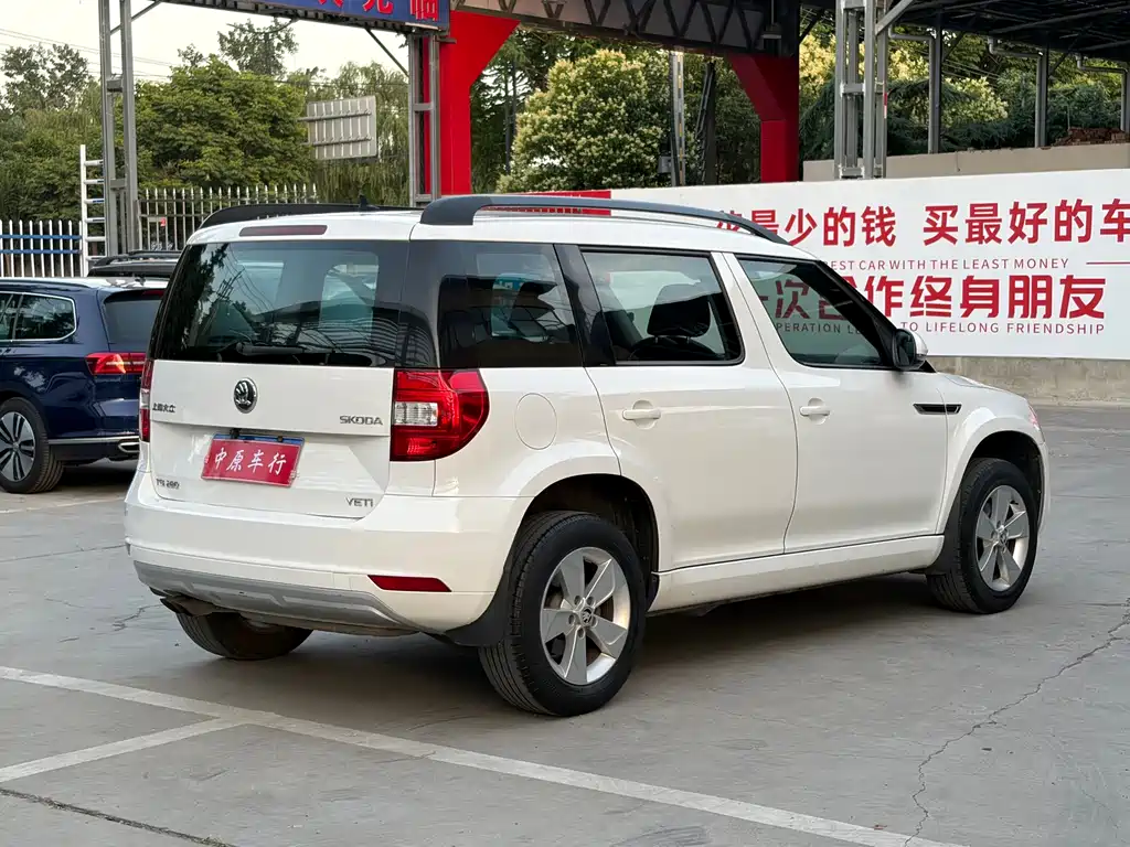 Skoda Yeti 2016 — фото 18