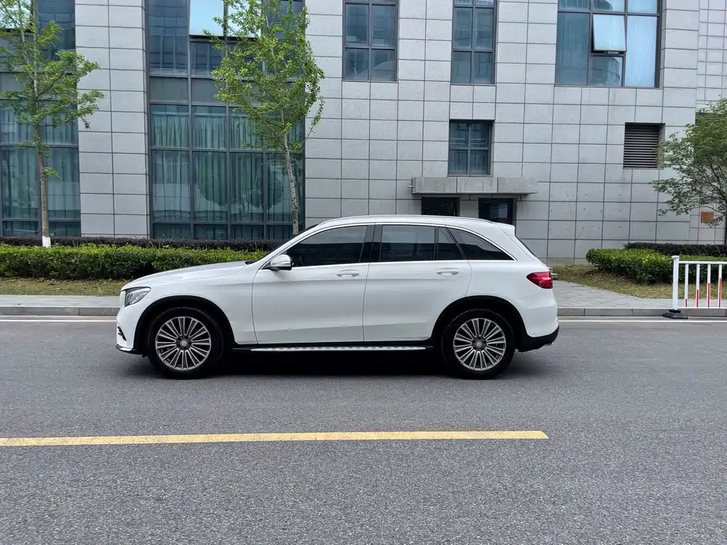 Mercedes-Benz GLC 2017 — фото 4