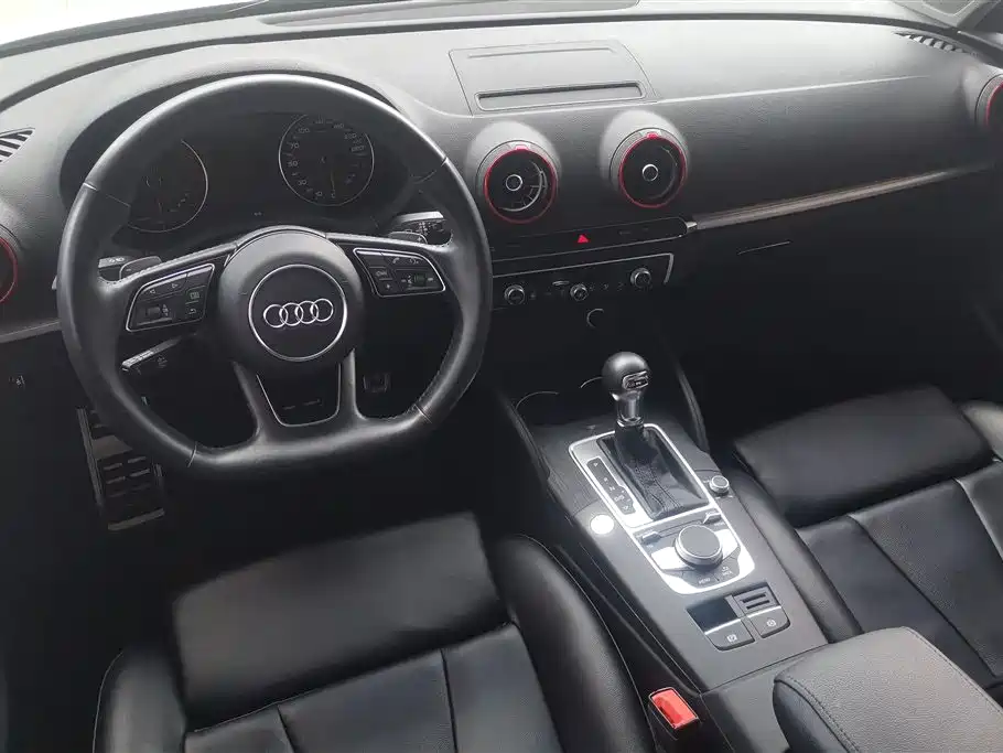 Audi A3 2020 — фото 12