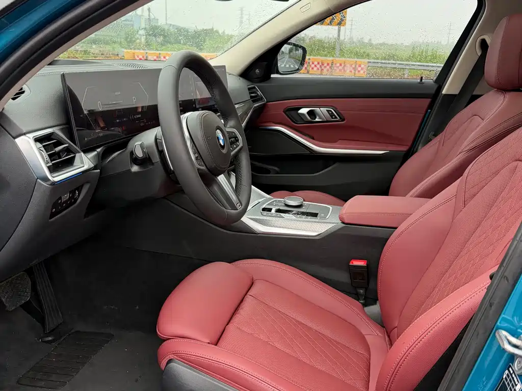 BMW 3 Series 2023