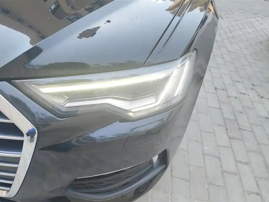 Audi A6L 2020