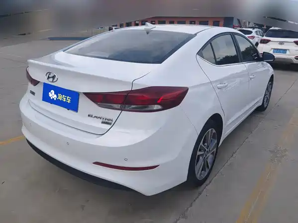 Hyundai Celesta 2016