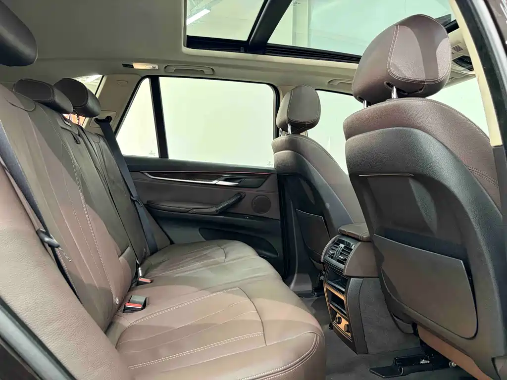BMW X5 2017 — фото 16