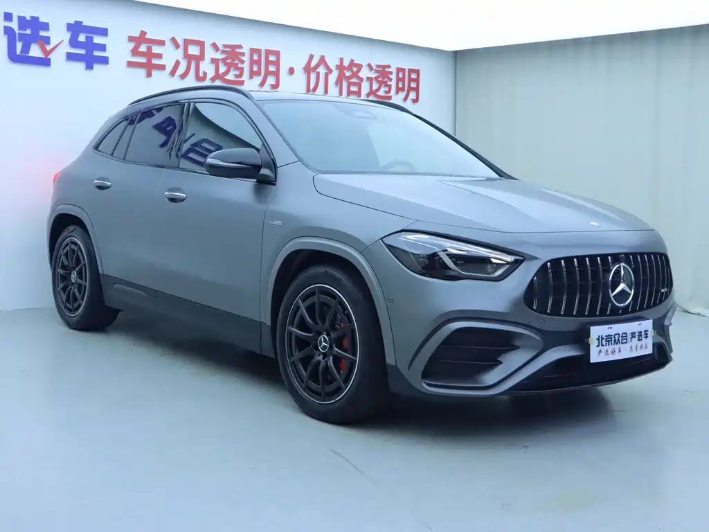 Mercedes-Benz GLA AMG 2024 — фото 2