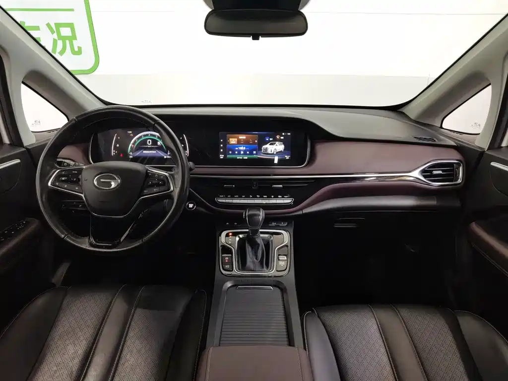 GAC Motor Trumpchi M6 2023 — фото 5