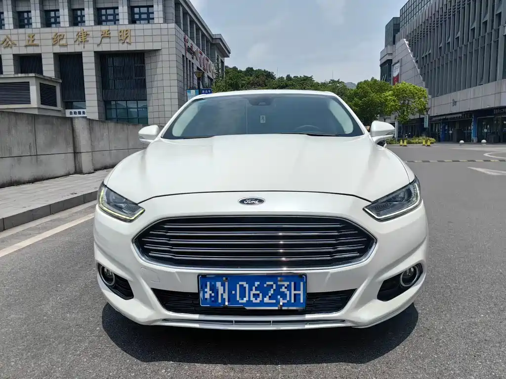 Ford Mondeo 2016 — фото 2