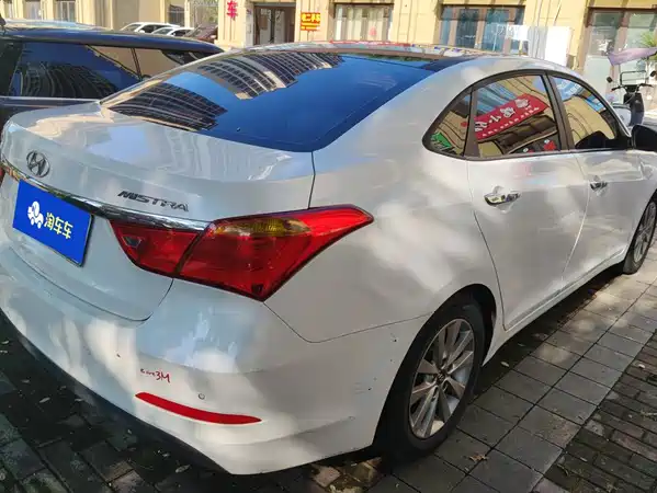 Hyundai Mistra 2015