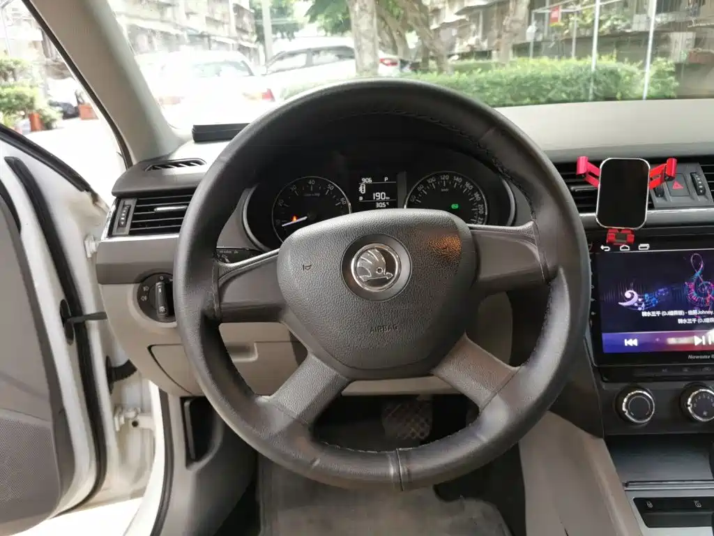 Skoda Octavia 2014