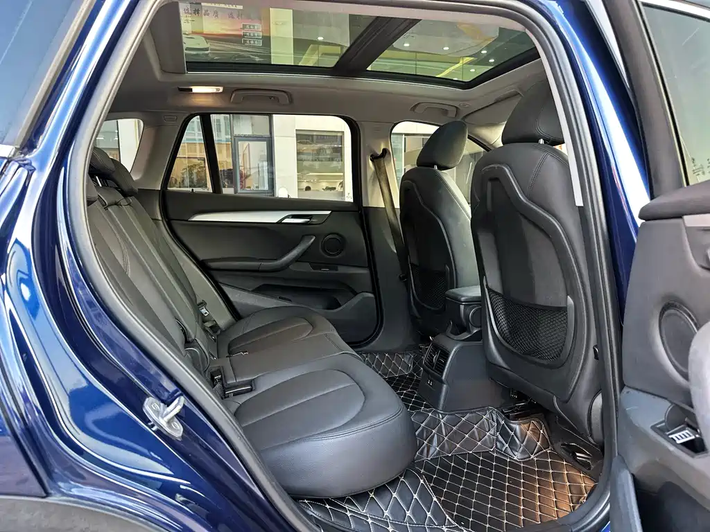 BMW X1 2019 — фото 11