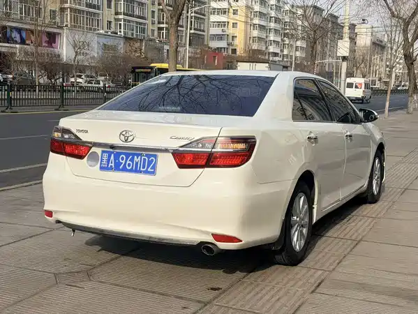 Toyota Camry 2016