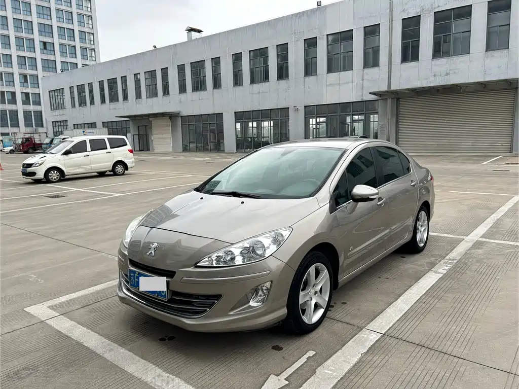 Peugeot 408 2013 — фото 2