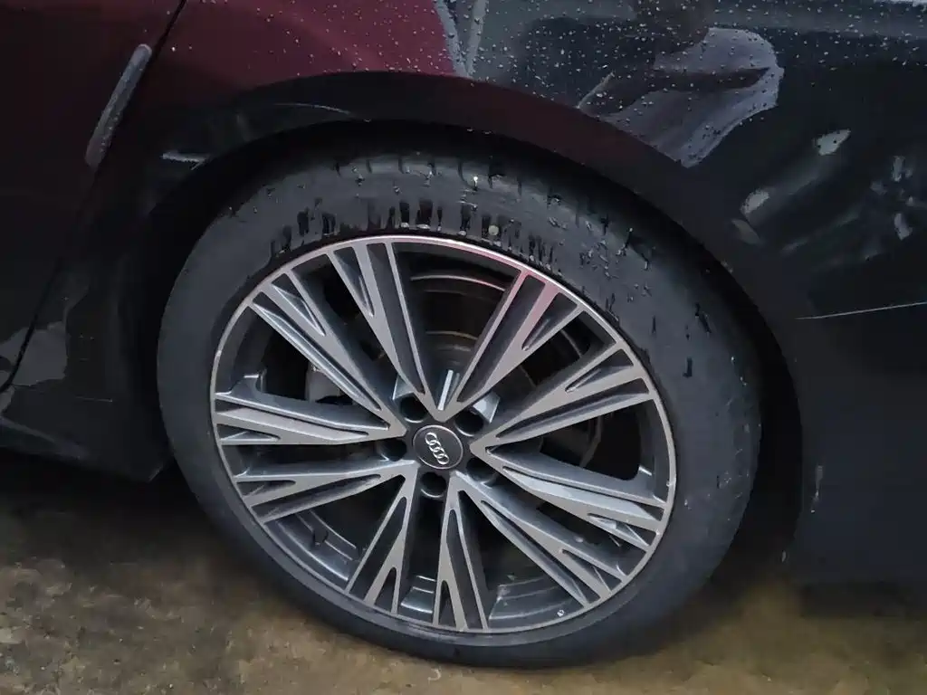 Audi A6L 2021