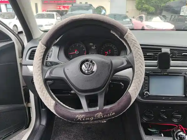 Volkswagen Lavida 2016
