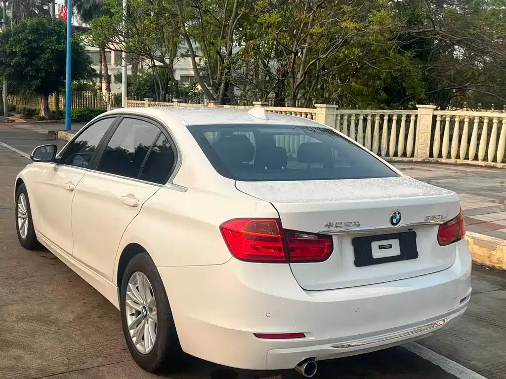 BMW 3 Series 2014 — фото 11