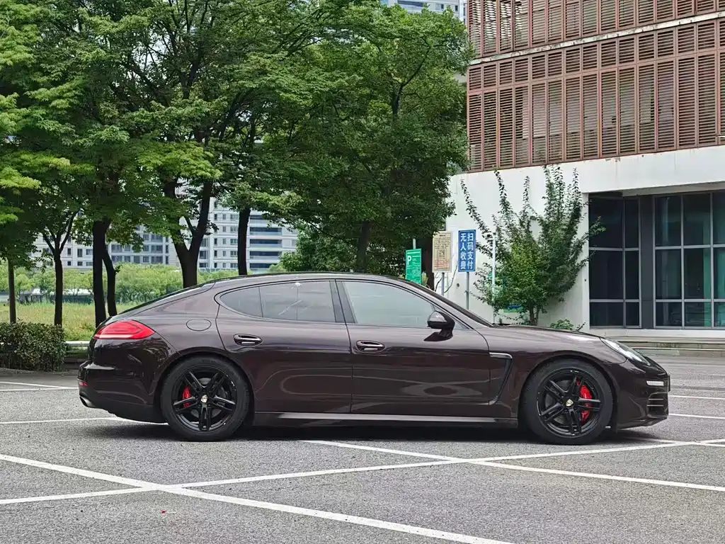 Porsche Panamera 2014