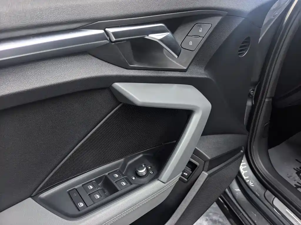 Audi A3 2022 — фото 16