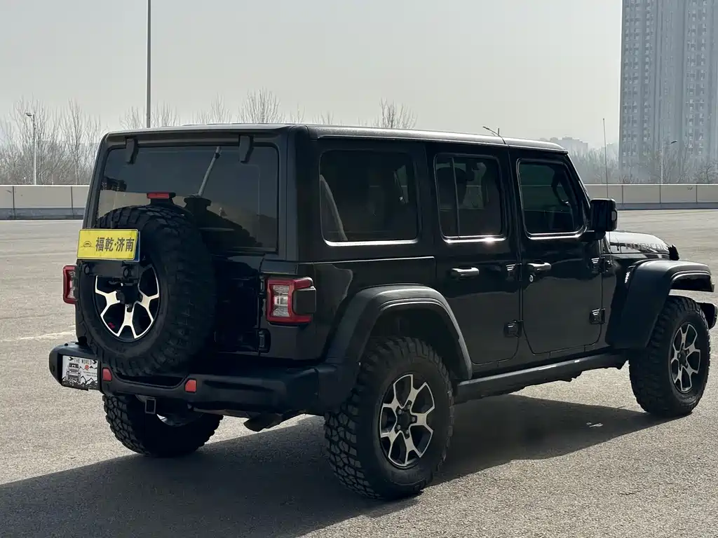 Jeep Wrangler 2021 — фото 6