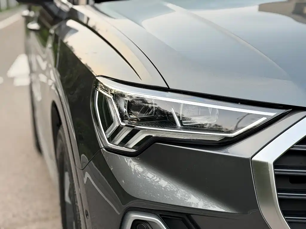 Audi Q3 2023 — фото 12