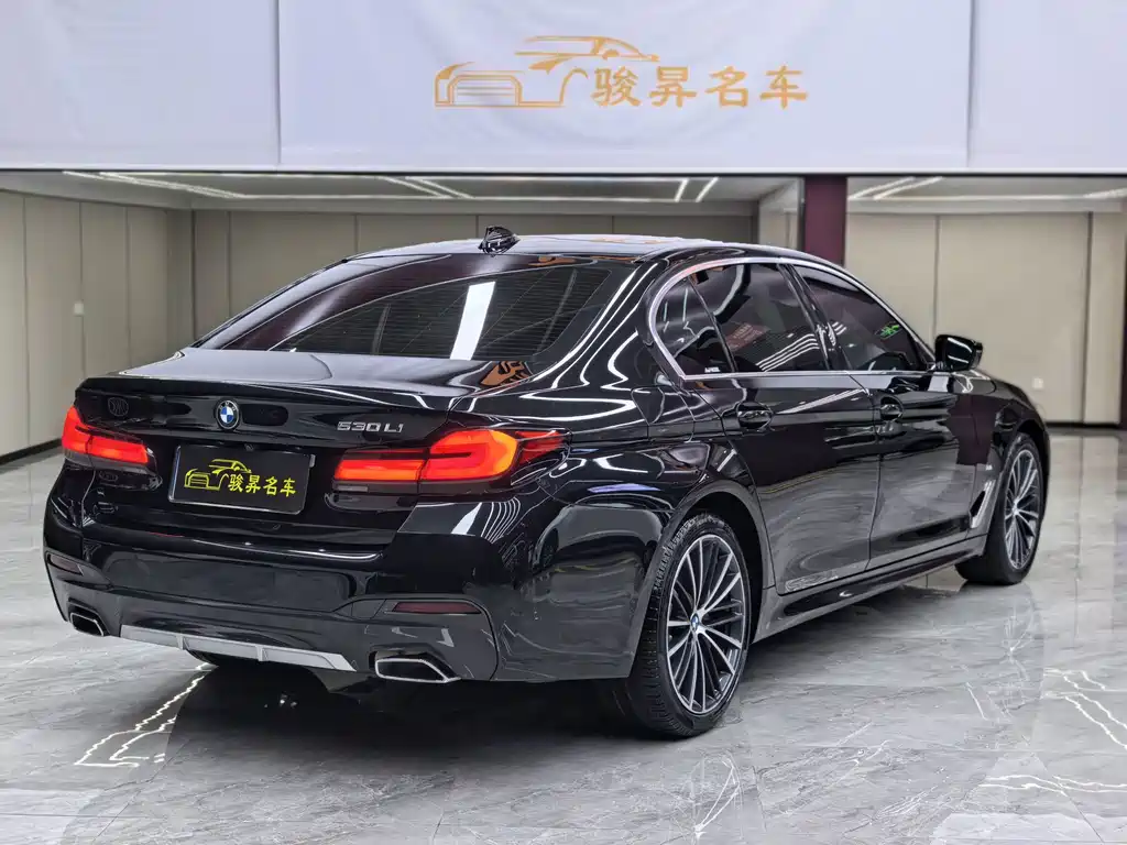 BMW 5 Series 2022