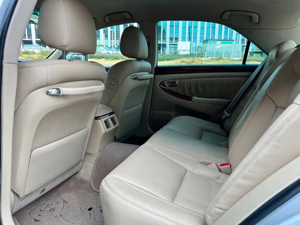 Toyota Crown 2008 — фото 18