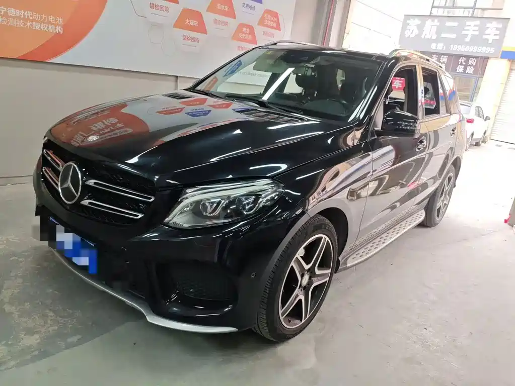 Mercedes-Benz GLE 2016