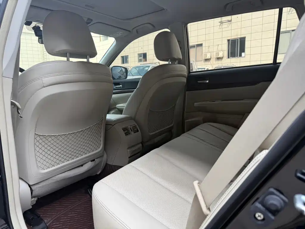 Subaru Outback 2013