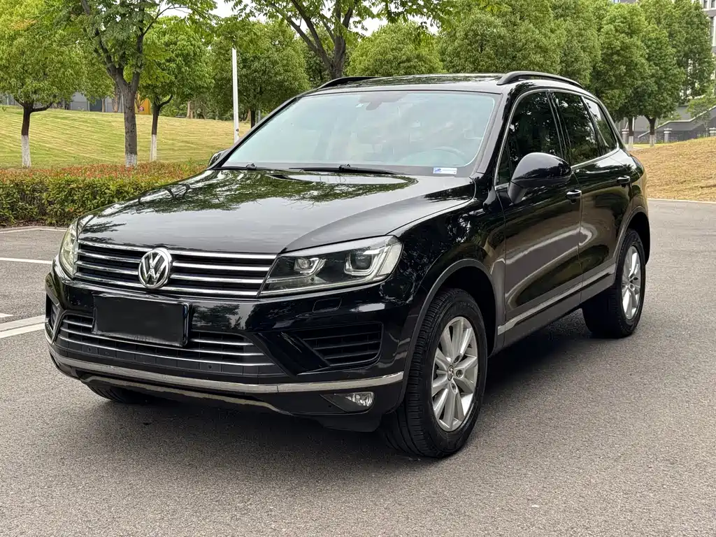 Volkswagen Touareg 2016 — фото 1