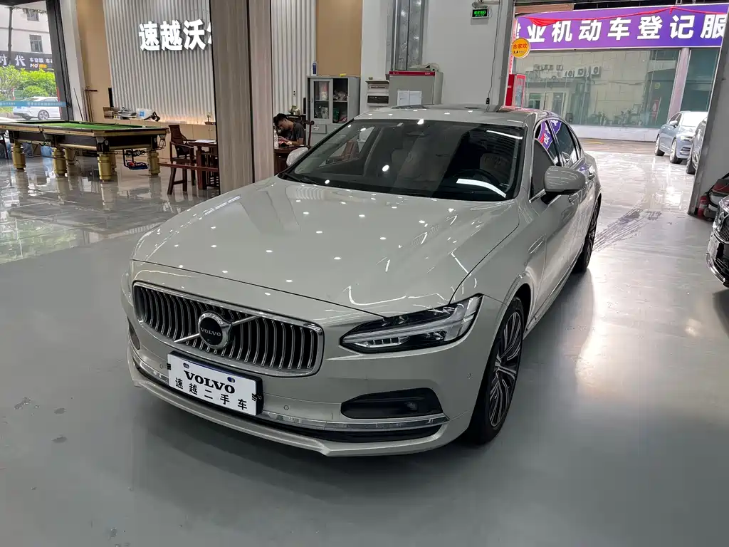 Volvo S90 2021 — фото 1