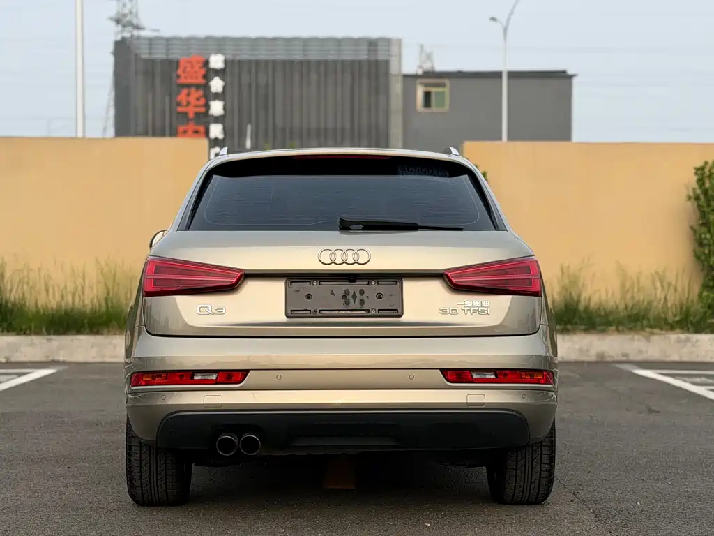 Audi Q3 2018 — фото 5