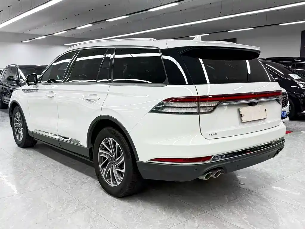 Lincoln Aviator 2019 — фото 6