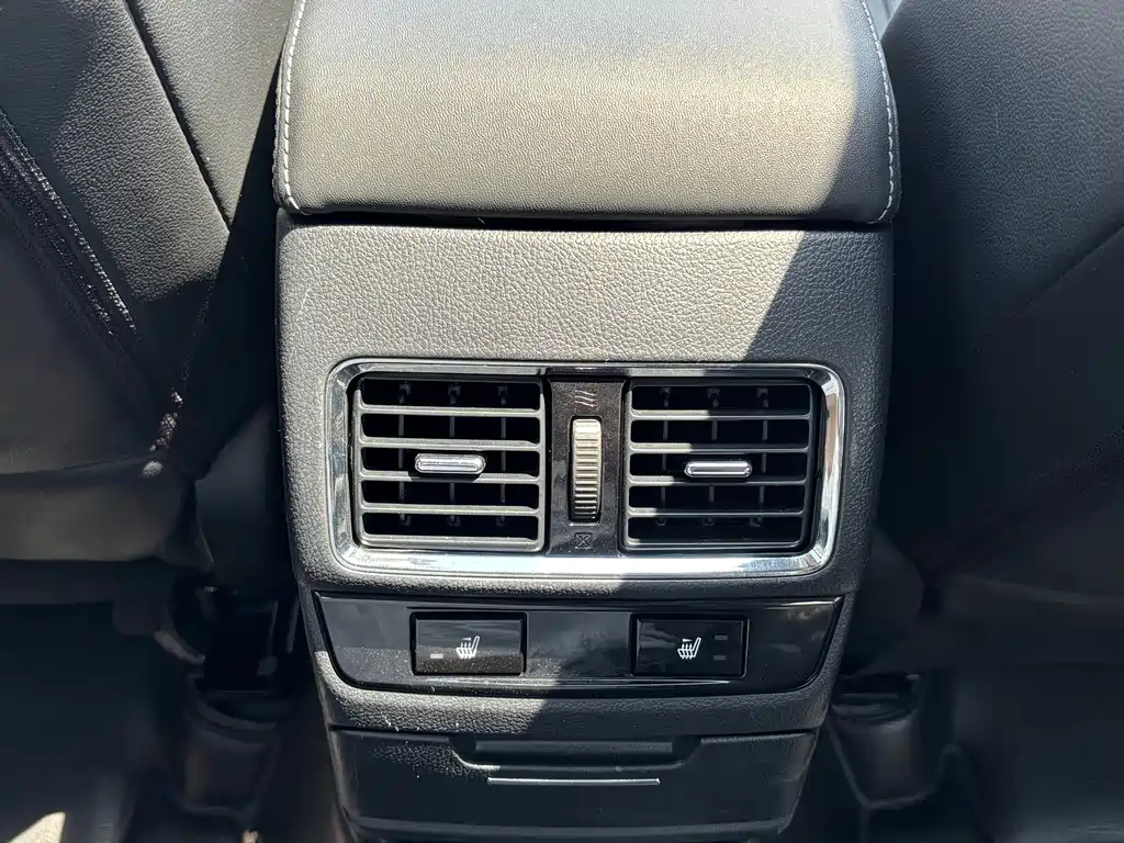 Subaru Outback 2015 — фото 14