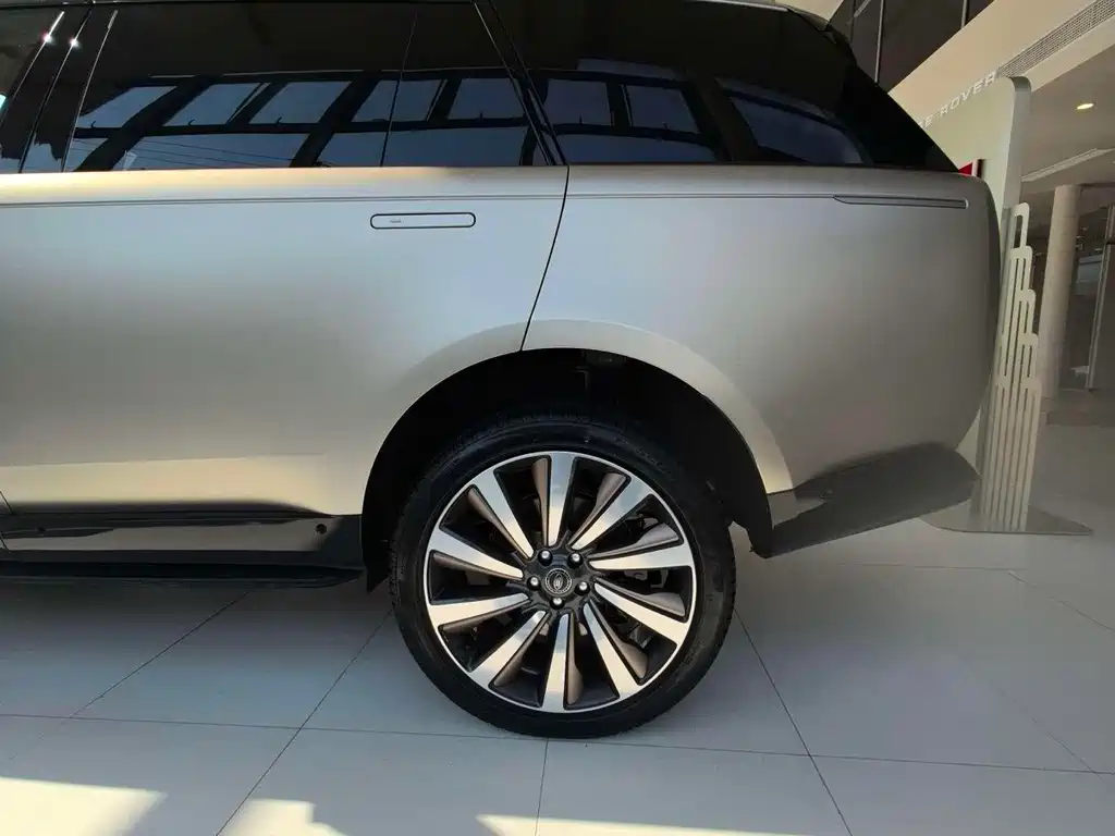 Land Rover Range Rover — фото 10