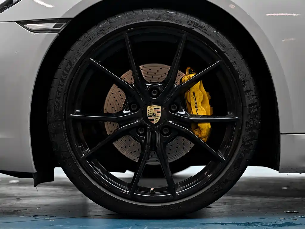 Porsche 718 2020 — фото 12