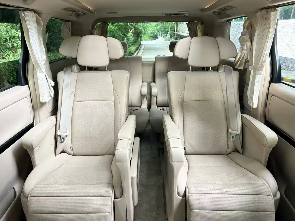 Toyota Alphard 2014 — фото 6
