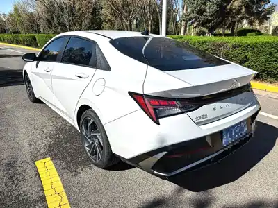Hyundai Elantra 2024