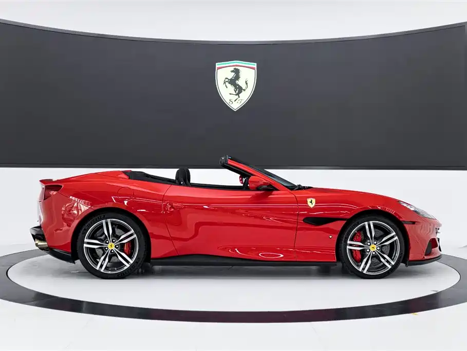 Ferrari Portofino 2023 — фото 7